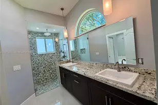 5600 SW 199th Ave, Pembroke Pines, FL 33332 - Photo 15