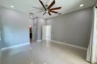 5600 SW 199th Ave, Pembroke Pines, FL 33332 - Photo 13