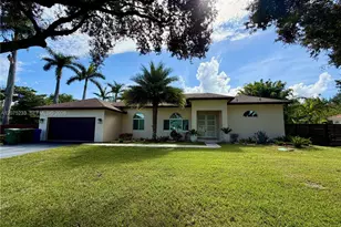 5600 SW 199th Ave, Pembroke Pines, FL 33332 - Photo 1