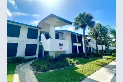 202 Lake Pointe Dr #104, Oakland Park, FL 33309 - Photo 13