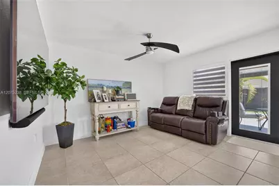 15401 SW 144th Ave, Miami, FL 33177 - Photo 11