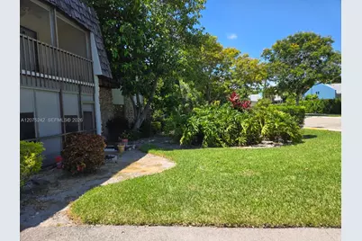 3105 Oakland Shores Dr #J101, Oakland Park, FL 33309 - Photo 3