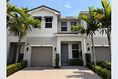 181 SW 170th Ave, Pembroke Pines, FL 33027 - Photo 1