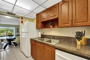 201 178th Dr, Sunny Isles Beach, FL 33160 - Photo 21