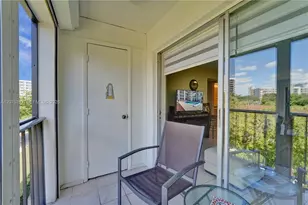 201 178th Dr, Sunny Isles Beach, FL 33160 - Photo 25