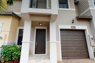 10428 NW 61st St, Doral, FL 33178 - Photo 1