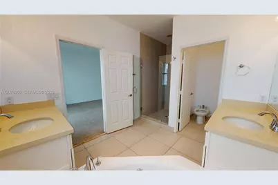 10428 NW 61st St, Doral, FL 33178 - Photo 89