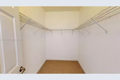 10428 NW 61st St, Doral, FL 33178 - Photo 33