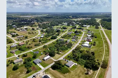 2038 S Montana Cir, Labelle, FL 33935 - Photo 31
