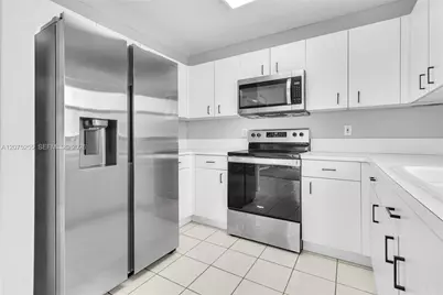 3884 NW 63rd Ter, Coral Springs, FL 33067 - Photo 11