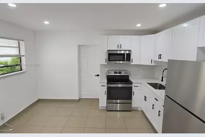 1046 Foster Rd #0, Hallandale Beach, FL 33009 - Photo 1