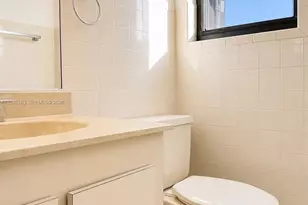555 NE 30th St, Miami, FL 33137 - Photo 11