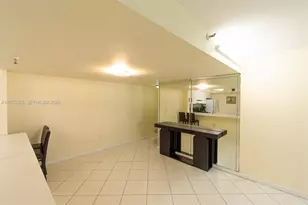 1623 Collins Ave, Miami Beach, FL 33139 - Photo 17