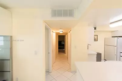 1623 Collins Ave #312, Miami Beach, FL 33139 - Photo 19