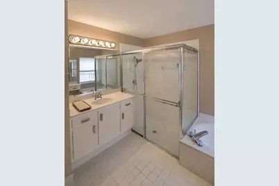 18341 NW 10th St, Pembroke Pines, FL 33029 - Photo 19