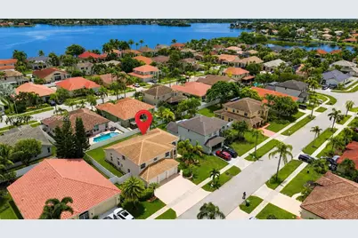18341 NW 10th St, Pembroke Pines, FL 33029 - Photo 3