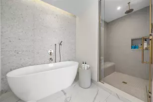 2678 Tigertail Ave, Miami, FL 33133 - Photo 13