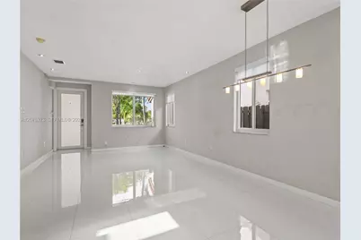 15392 SW 25th Ter, Miami, FL 33185 - Photo 5