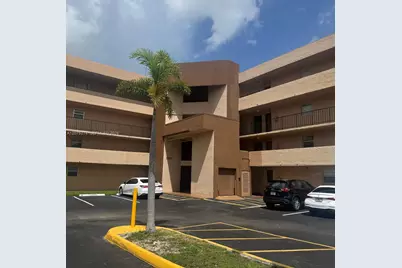 506 NW 87th Ave #309, Miami, FL 33172 - Photo 1