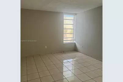 506 NW 87th Ave #309, Miami, FL 33172 - Photo 9