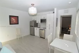 1601 Meridian Ave, Miami Beach, FL 33139 - Photo 3
