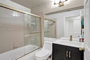7525 NW 61st Terrace, Parkland, FL 33067 - Photo 9