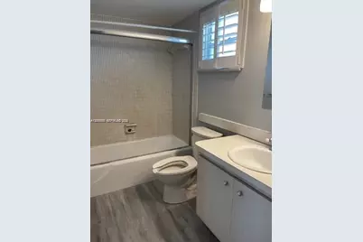950 Hillcrest Dr #506, Hollywood, FL 33021 - Photo 5