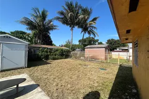 2421 NW 99th Terrace, Miami, FL 33147 - Photo 23