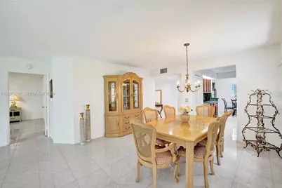 800 SW 137th Ave #101G, Pembroke Pines, FL 33027 - Photo 9