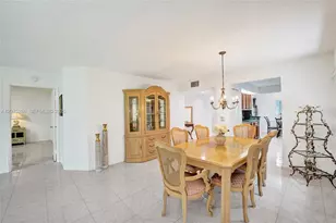 800 SW 137th Ave, Pembroke Pines, FL 33027 - Photo 9