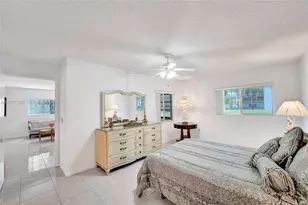 800 SW 137th Ave, Pembroke Pines, FL 33027 - Photo 15