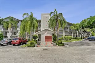 800 SW 137th Ave, Pembroke Pines, FL 33027 - Photo 43
