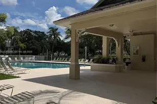 8207 San Carlos Cir, Tamarac, FL 33321 - Photo 19