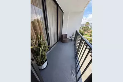 200 Leslie Dr #427, Hallandale Beach, FL 33009 - Photo 9