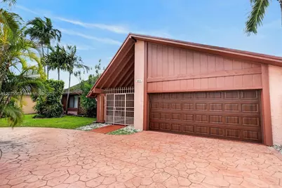 10311 SW 132nd Ave, Miami, FL 33186 - Photo 7