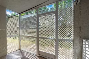 426 NE 210th Cir Terrace, Miami, FL 33179 - Photo 21