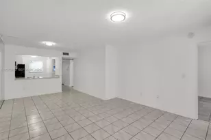 426 NE 210th Cir Terrace, Miami, FL 33179 - Photo 5