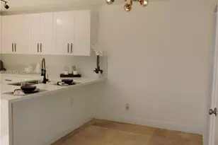 1316 SW 118th Terrace, Davie, FL 33325 - Photo 17