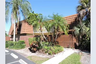 1316 SW 118th Ter #1316, Davie, FL 33325 - Photo 1