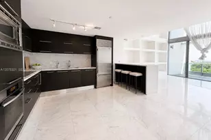 900 Biscayne Blvd, Miami, FL 33132 - Photo 5