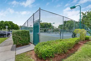 709 Gardens Dr, Pompano Beach, FL 33069 - Photo 25