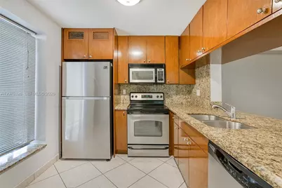 709 Gardens Dr #101, Pompano Beach, FL 33069 - Photo 11