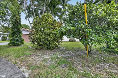 1350 NW 73rd Ave, Plantation, FL 33313 - Photo 3