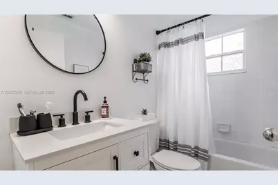 17251 NW 6th St, Pembroke Pines, FL 33029 - Photo 11