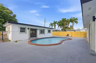 275 W 13th St, Hialeah, FL 33010 - Photo 31