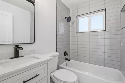 275 W 13th St, Hialeah, FL 33010 - Photo 29
