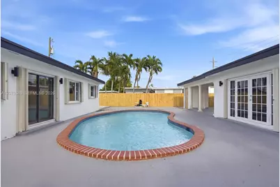 275 W 13th St, Hialeah, FL 33010 - Photo 3