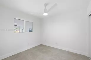 275 W 13th St, Hialeah, FL 33010 - Photo 21