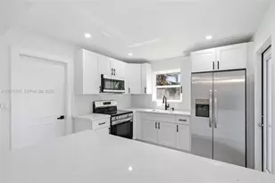 275 W 13th St, Hialeah, FL 33010 - Photo 25