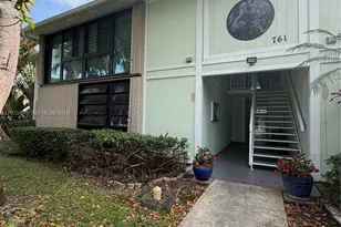761 NE 199th St, Miami, FL 33179 - Photo 1